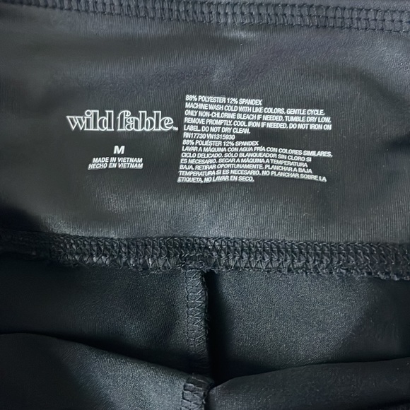 Wild Fable Faux leather leggings shiny - Picture 2 of 4